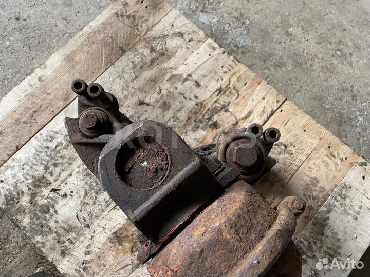 Суппорт тормозной передний левый iveco EuroCargo