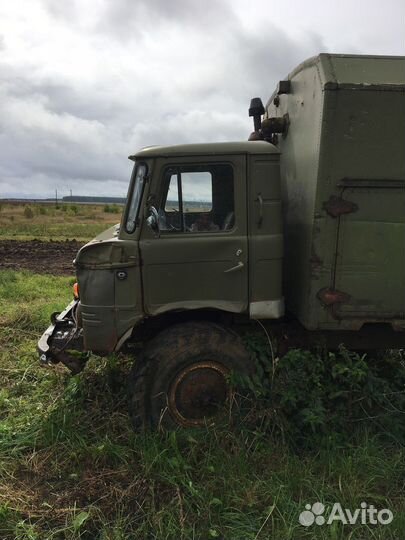 Прицеп бортовой ГАЗ 704, 1990