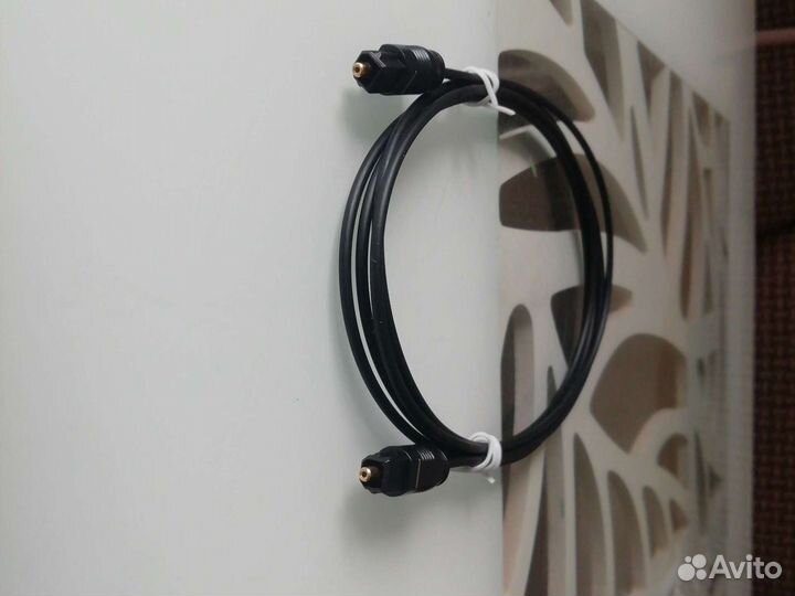 Оптический кабель toslink