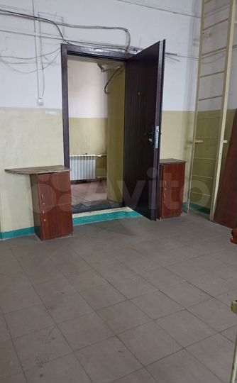 Комната 23 м² в 5-к., 2/2 эт.