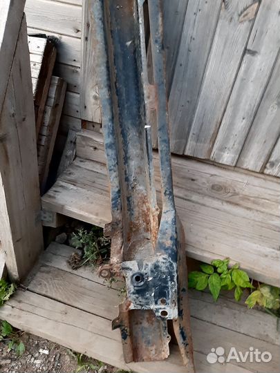 Усилитель бампера, телевизор