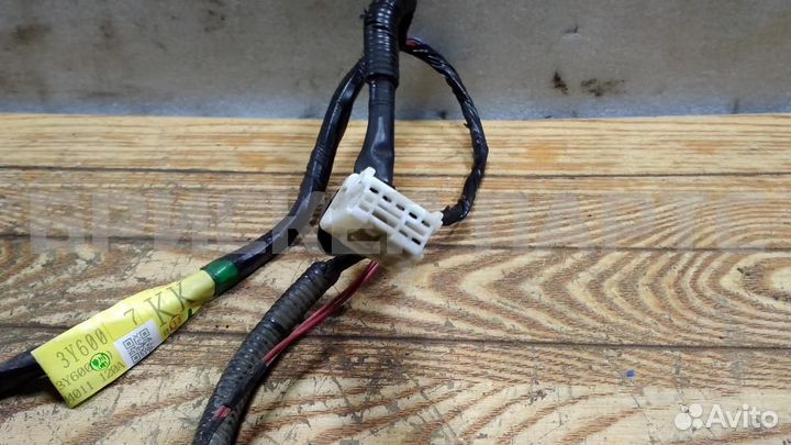 Проводка двери прав Ниссан Максима A33