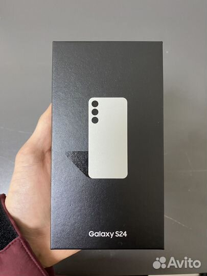 Samsung Galaxy S24, 8/128 ГБ