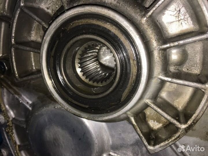 Раздатка Mitsubishi Pajero Sport KH4 4D56 2011