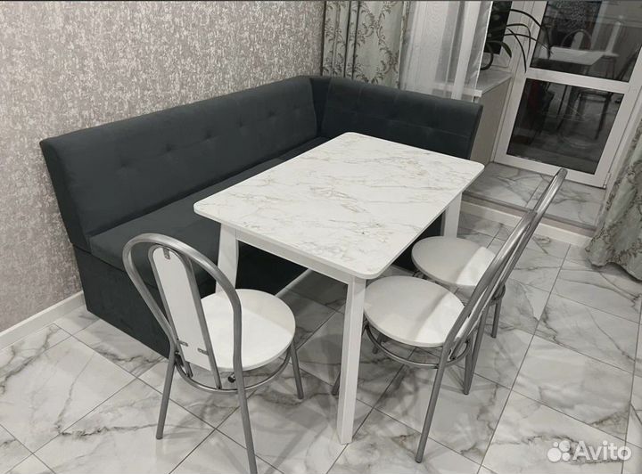 Диван кровать угловой на кухню; кухонный уголок