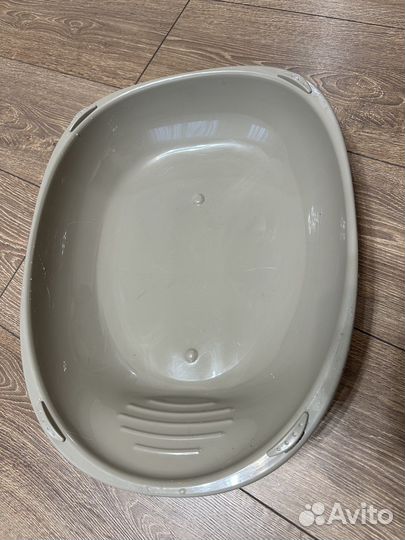 Закрытый туалет для кошек