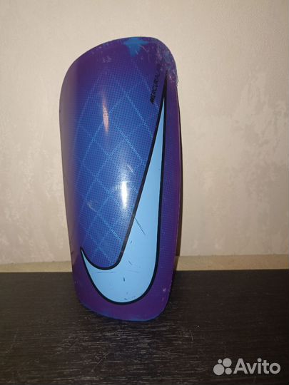 Щитки nike