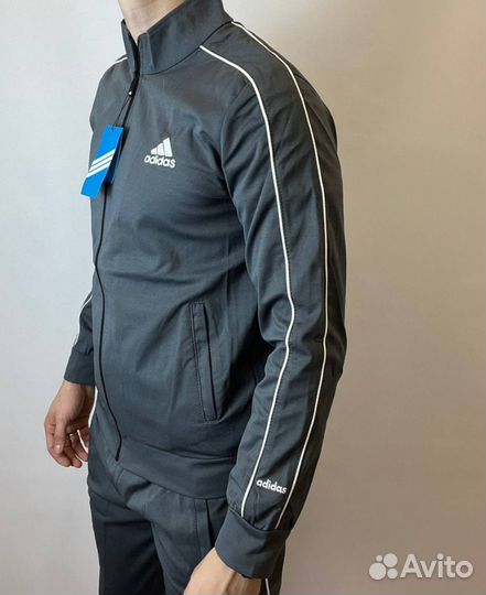 Спортивные костюмы Adidas современные