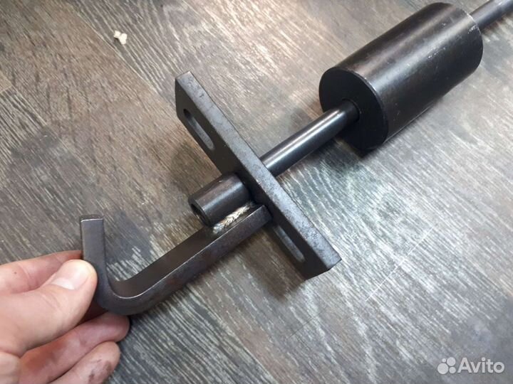 Молоток обратный с крюком и пластиной 2кг