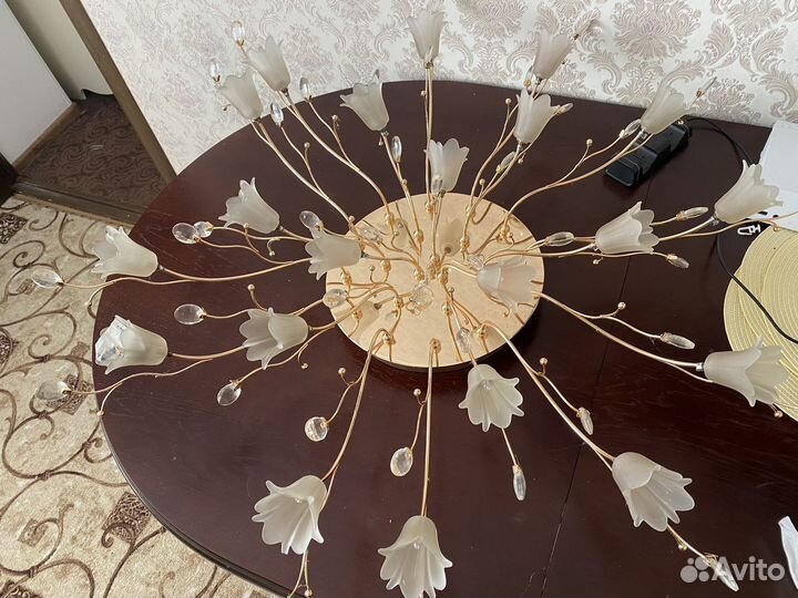 Люстра потолочная