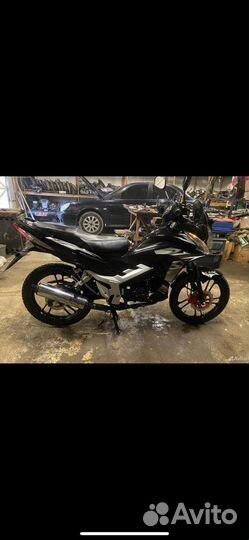 Мопед скутер