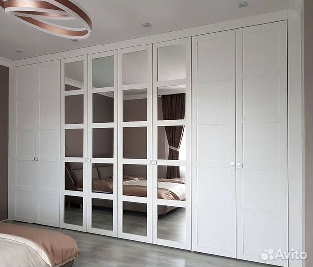 Шкаф распашной/ Прихожая