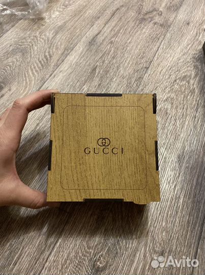 Подарочная коробка