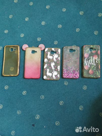 Чехлы на телефон