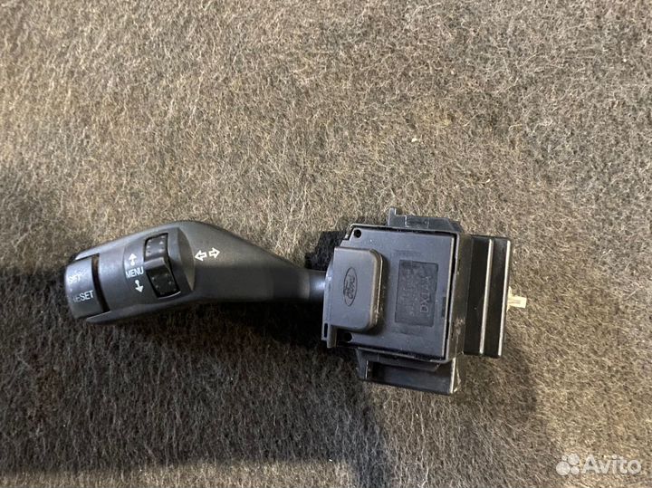 Подрулевой пеключатель Ford Focus 2