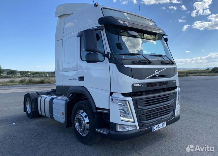 Pазбираем грузовик Volvo FM с 2013