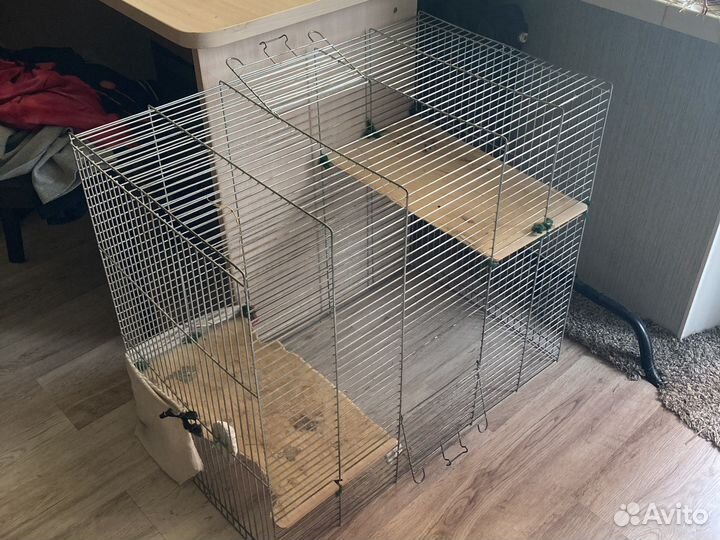 Клетка большая