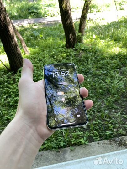 iPhone X, 64 ГБ