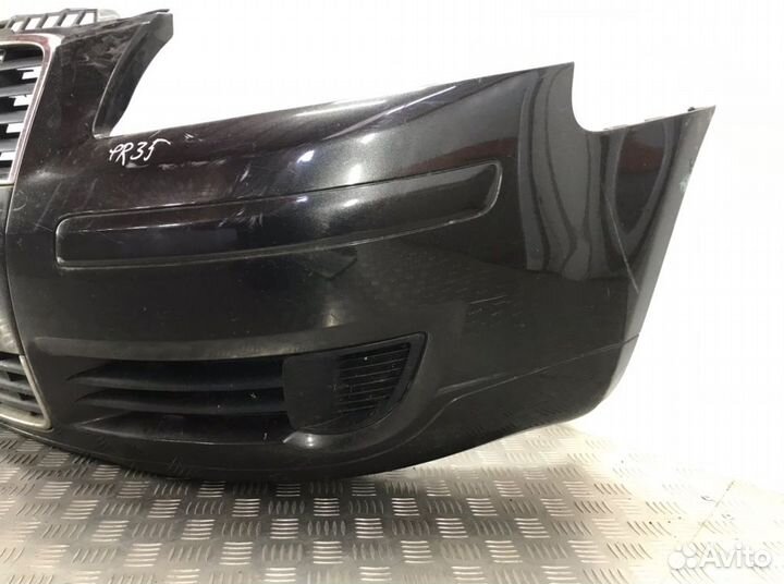 Бампер 8P3807437 Audi A3 8P (2003-2012)