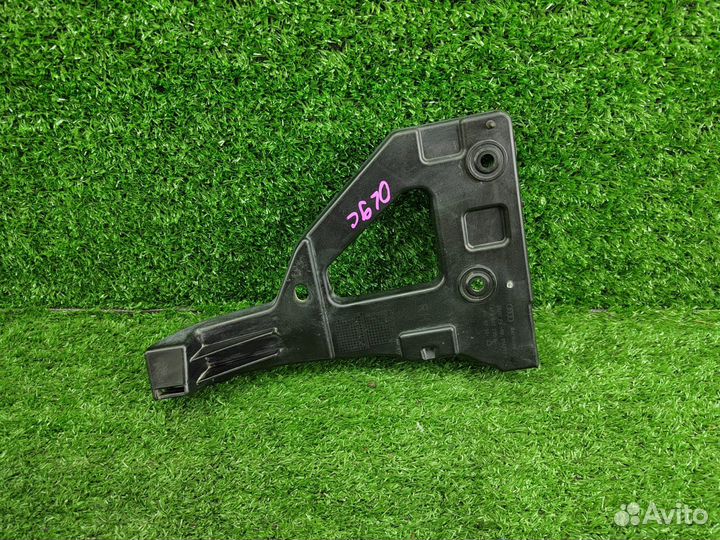 Кронштейн крепления бампера правый Audi A6 C6 allr