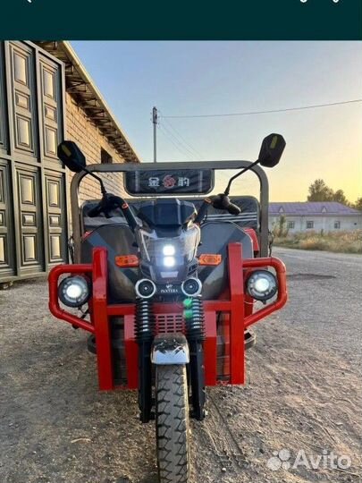 Электротрицикл самосвал