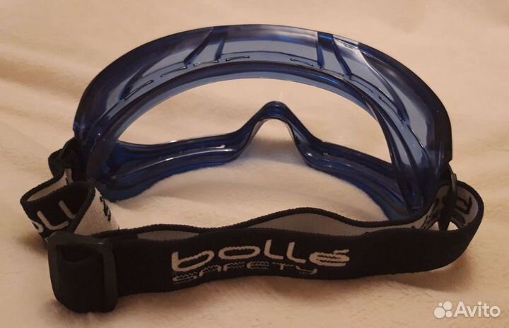 Защитные очки