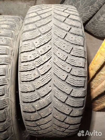 Michelin X-Ice North 4 205/55 R16 94T