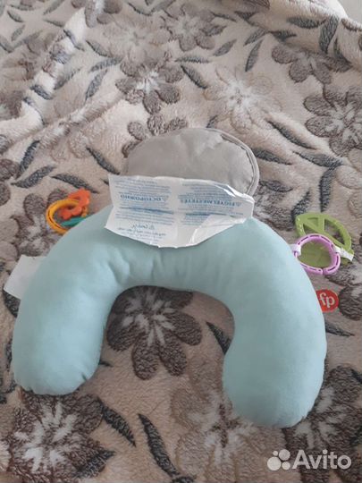 Подушка для малыша Ленивец fisher price
