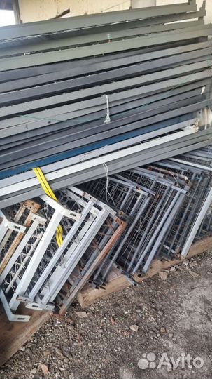 Кровать металлическая двухъярусная