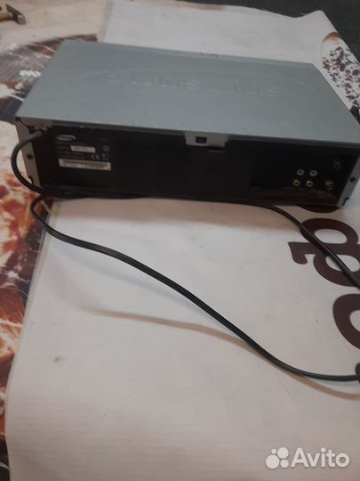 Видеомагнитофон samsung