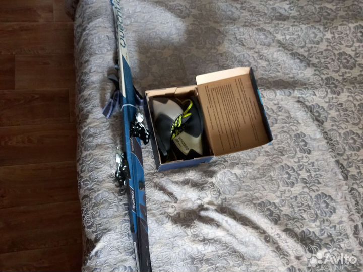 Лыжи детские с ботинками и креплениями