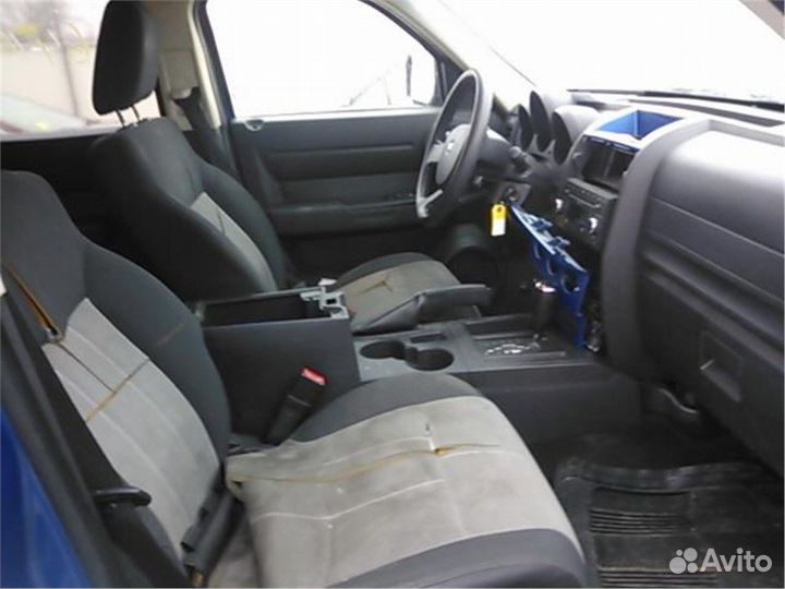 Разбор на запчасти Dodge Nitro