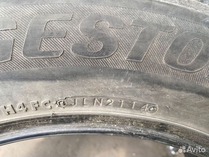 Bridgestone Blizzak Spike-01 225/60 R17 103T