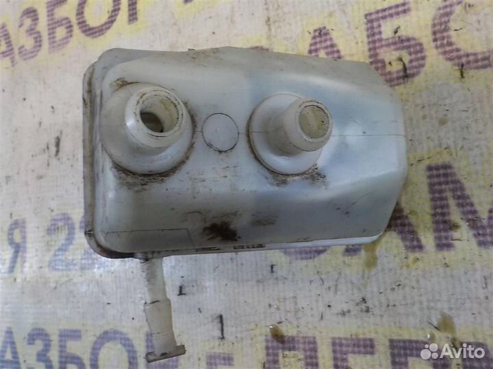 Бачок главного тормозного цилиндра Renault Logan