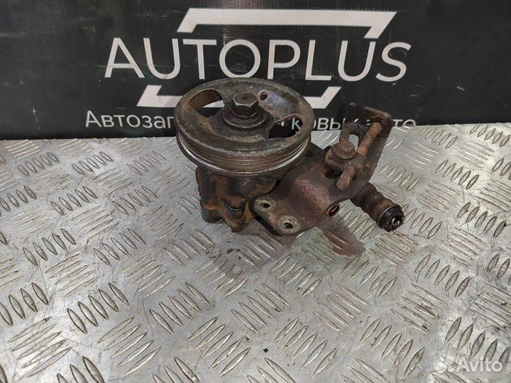 Насос гур Nissan Maxima A33 2.0 1999-2006