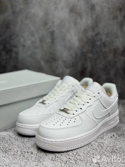 Кроссовки зимние женские Nike Air force