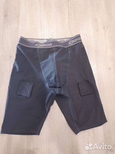 Хоккейные компрессионные шорты новые