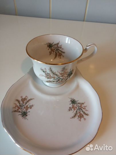 Фарфоровые чашки