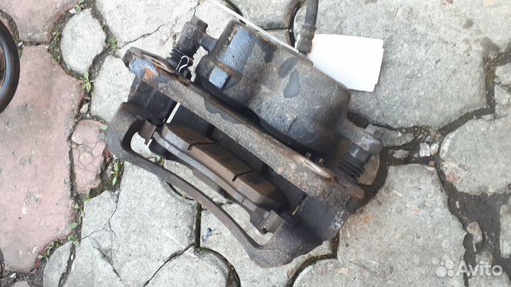 Chevrolet Captiva 2007 суппорт передний