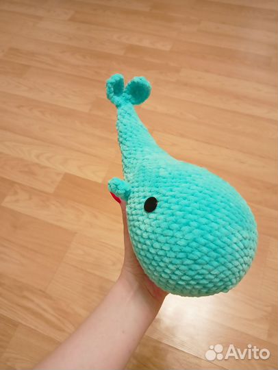 Плюшевый кит