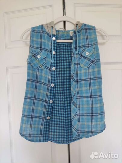 Рубашка безрукавка с капюшоном