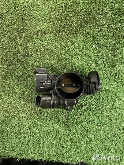 Дроссельная заслонка Peugeot 206 1.4