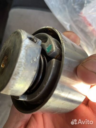 Ролик ремня грм додж стратус