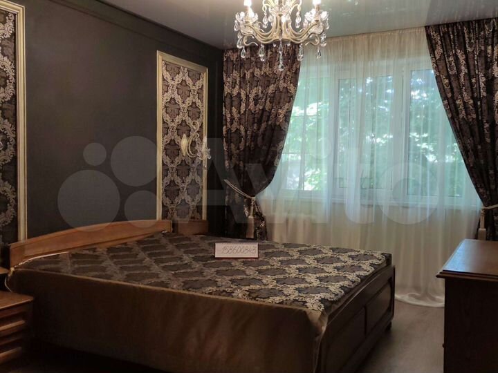 2-к. квартира, 43 м², 1/5 эт.