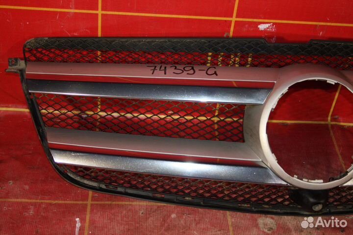 Решетка радиатора Mercedes-Benz GL/GLS-Class
