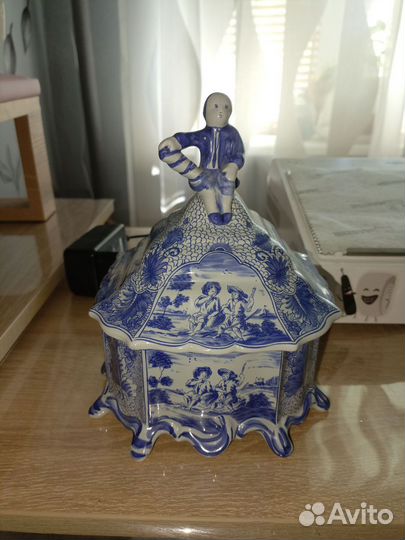 Шкатулка для украшений новая