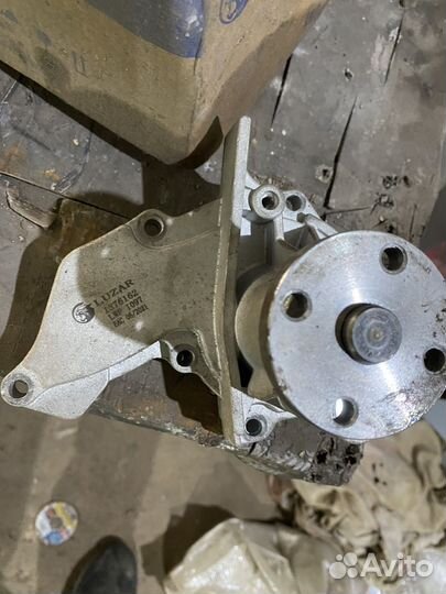 Помпа форд фокус 1