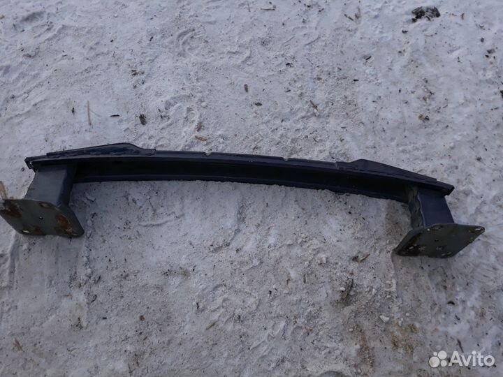 Задний усилитель бампера Mazda 3 BK