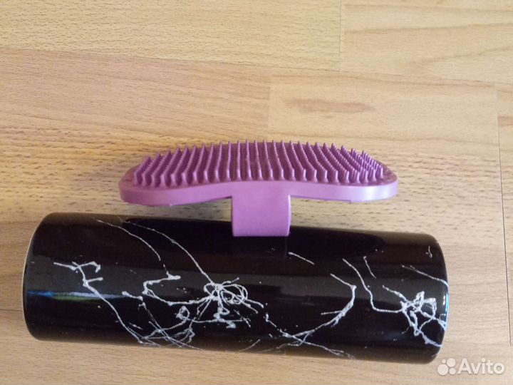 Щётка для вычесывания собак