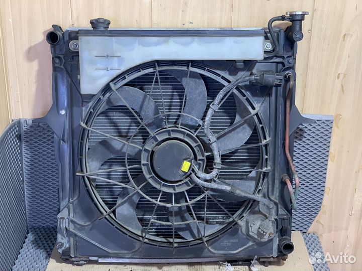 Кассета радиаторов Kia Sorento 1 3.3 G6DB